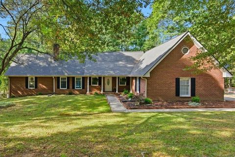 190 Willow Lake Lane Sharpsburg GA 30277