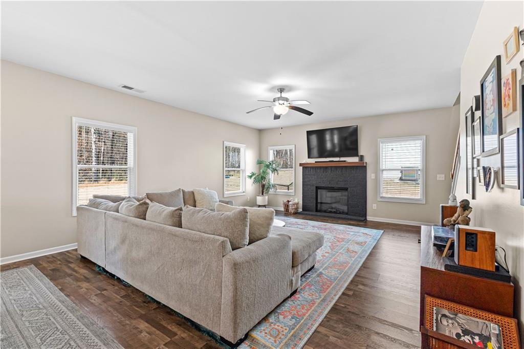 137 Springwood Drive, Carrollton, Georgia image 16