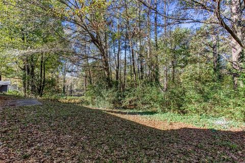 A home in Powder Springs