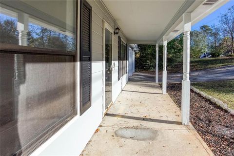 A home in Powder Springs