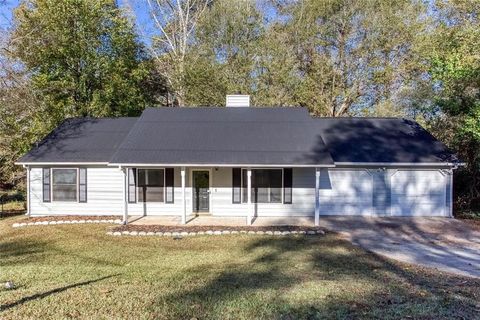 A home in Powder Springs