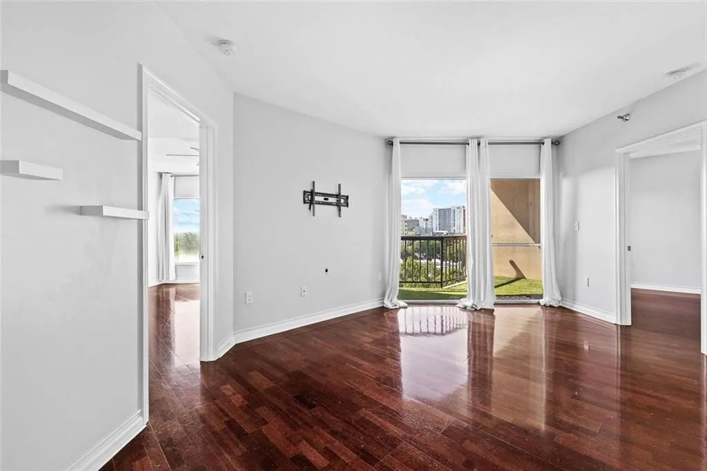 Atlanta, Georgia 30309, United States, 2 Bedrooms Bedrooms, ,2 BathroomsBathrooms,Residential,Active,169931