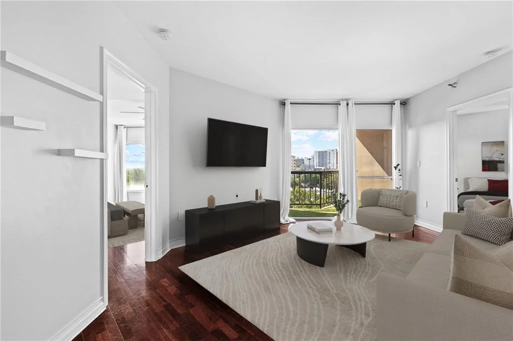 Atlanta, Georgia 30309, United States, 2 Bedrooms Bedrooms, ,2 BathroomsBathrooms,Residential,Active,169931