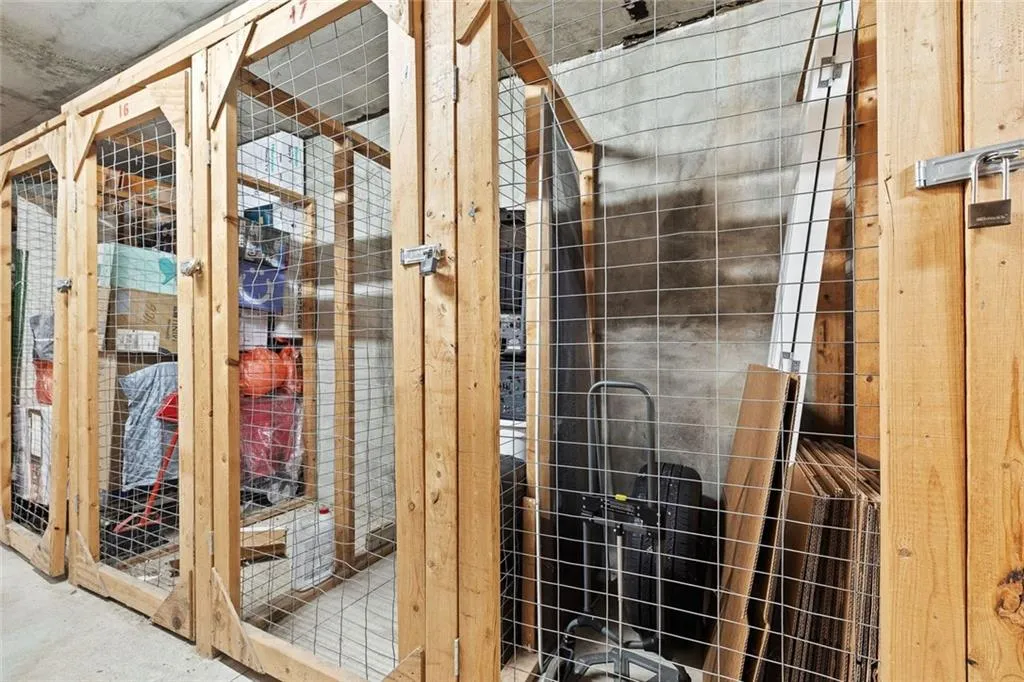 Atlanta, Georgia 30309, United States, 2 Bedrooms Bedrooms, ,2 BathroomsBathrooms,Residential,Active,169931