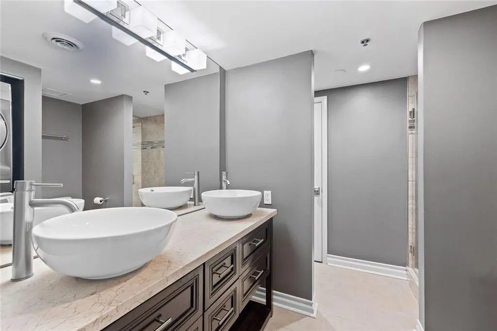 Atlanta, Georgia 30309, United States, 2 Bedrooms Bedrooms, ,2 BathroomsBathrooms,Residential,Active,169931