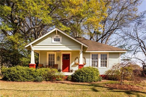 Homes For Sale - 292 S Cherokee Rd<br/> Social Circle, GA 30025