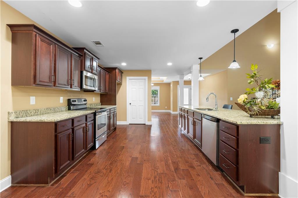 114 Brookstone Drive, Carrollton, Georgia image 14