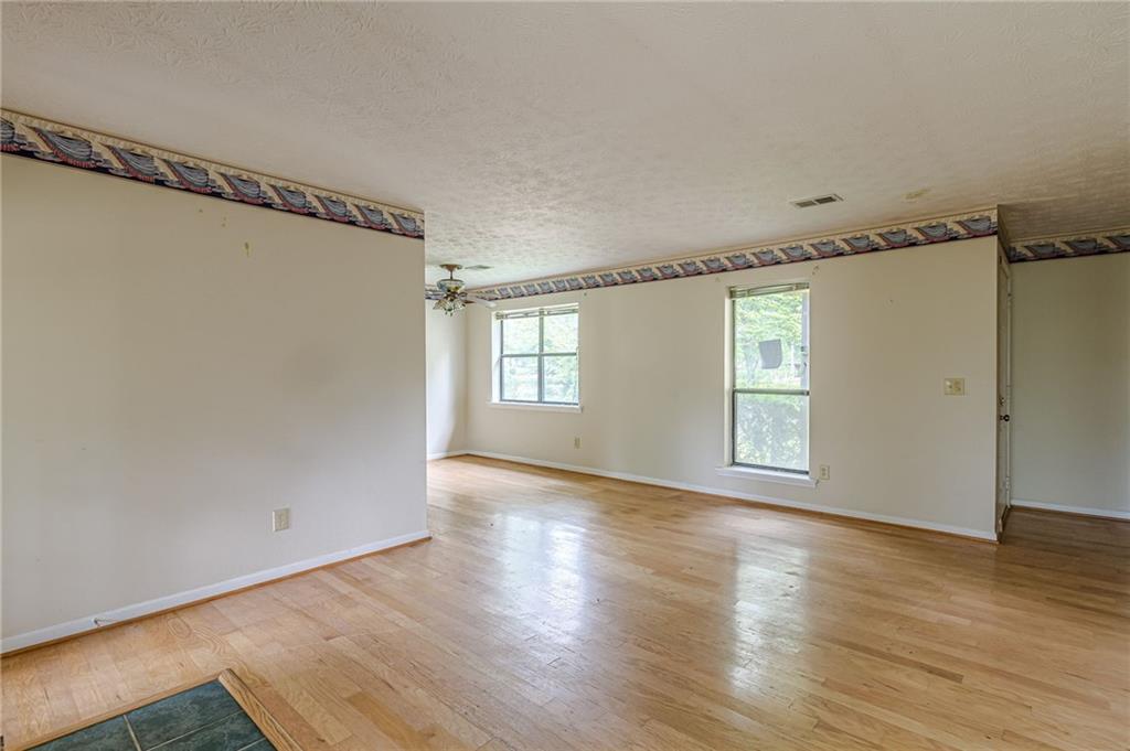 122 Sandalwood Circle