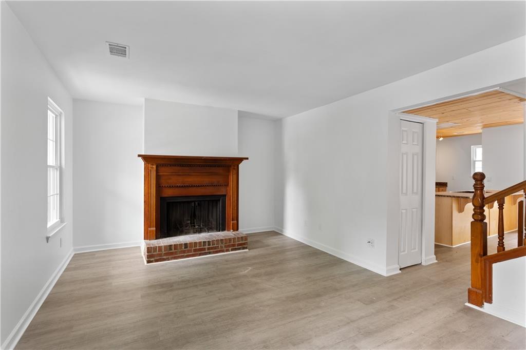 2025 Oakley Trace, Smyrna, Georgia image 3