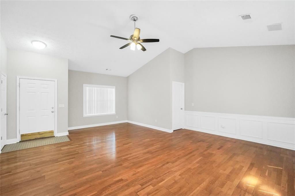 5600 Walnut Creek Court, Lilburn, Georgia image 6