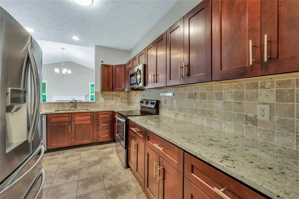 5600 Walnut Creek Court, Lilburn, Georgia image 15