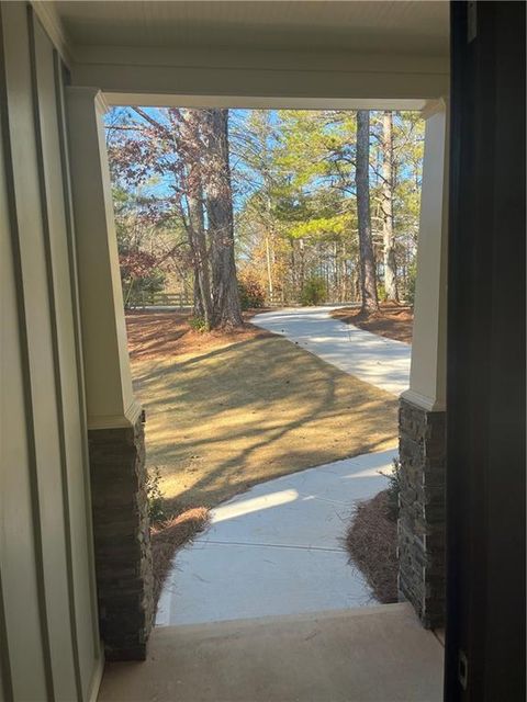 A home in Dawsonville