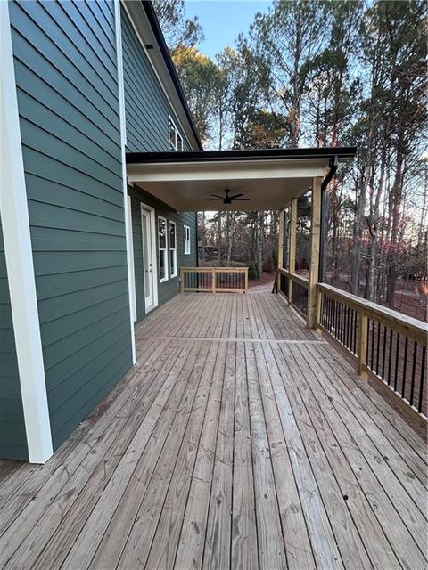 A home in Dawsonville