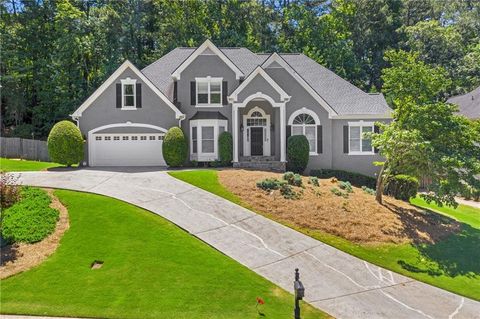 Homes For Sale - 4344 Aldenham Way<br/> Suwanee, GA 30024