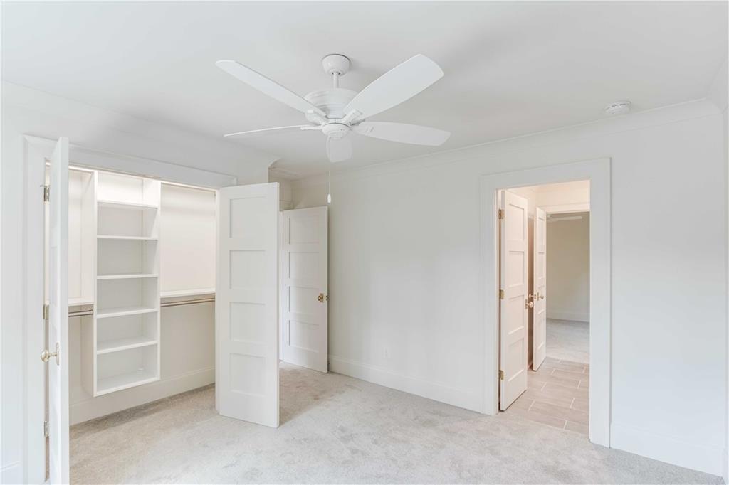 Longstreet Hills - Residential
