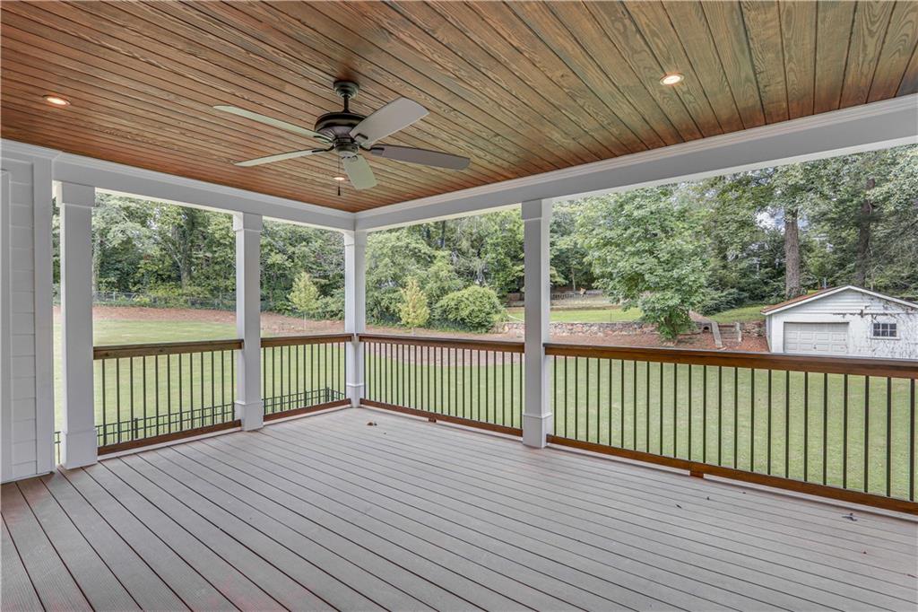 Longstreet Hills - Residential