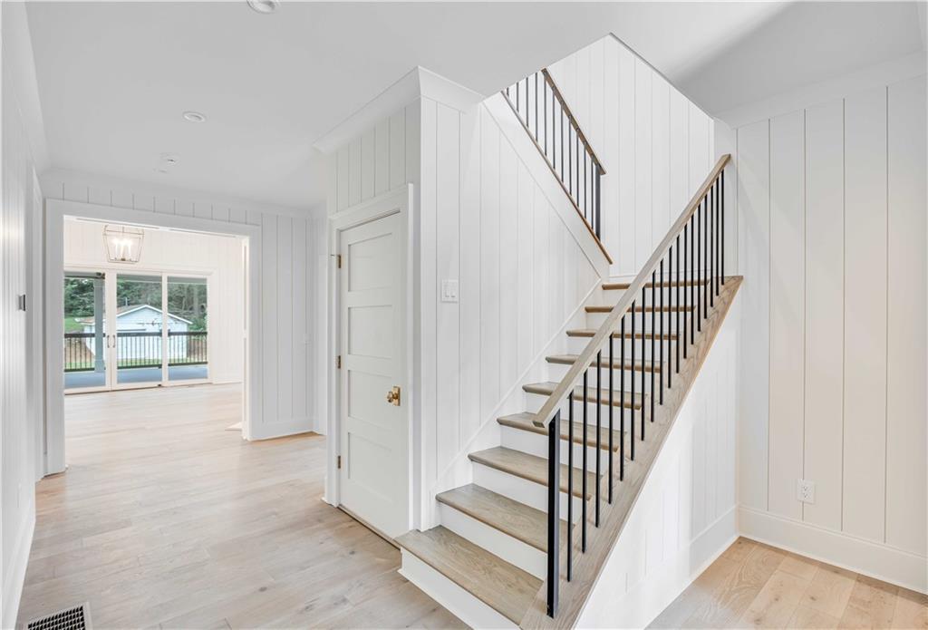 Longstreet Hills - Residential