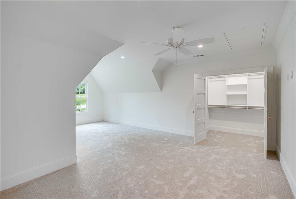 Longstreet Hills - Residential