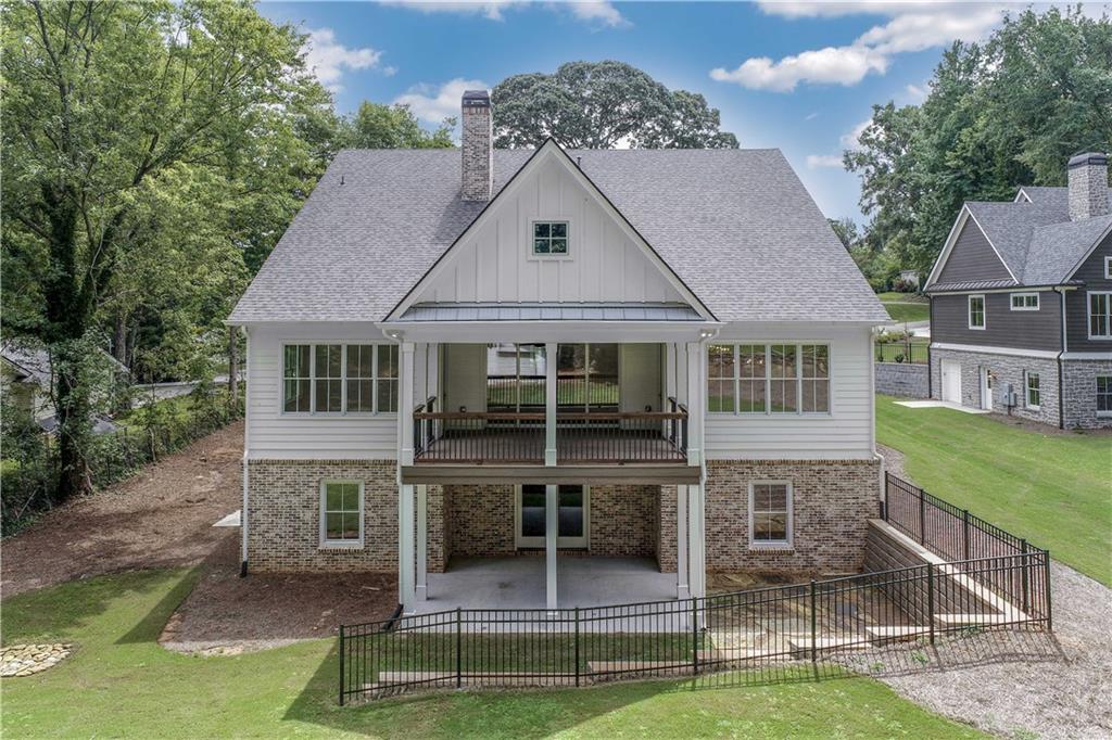Longstreet Hills - Residential