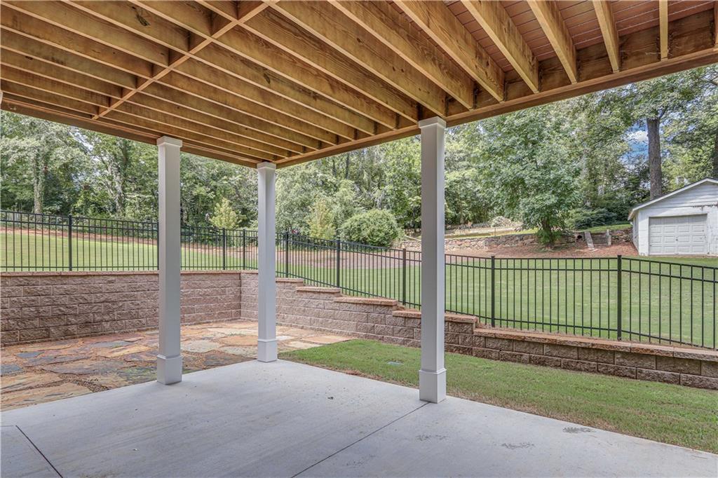 Longstreet Hills - Residential