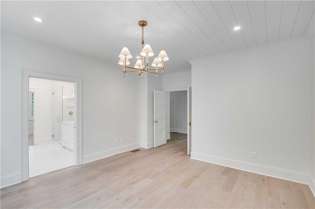 Longstreet Hills - Residential