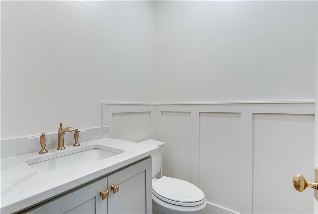 Longstreet Hills - Residential