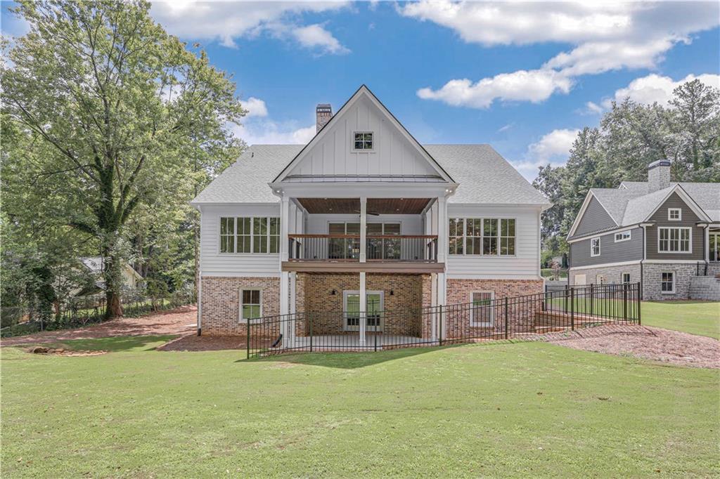 Longstreet Hills - Residential