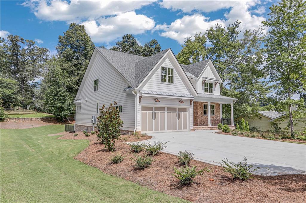Longstreet Hills - Residential