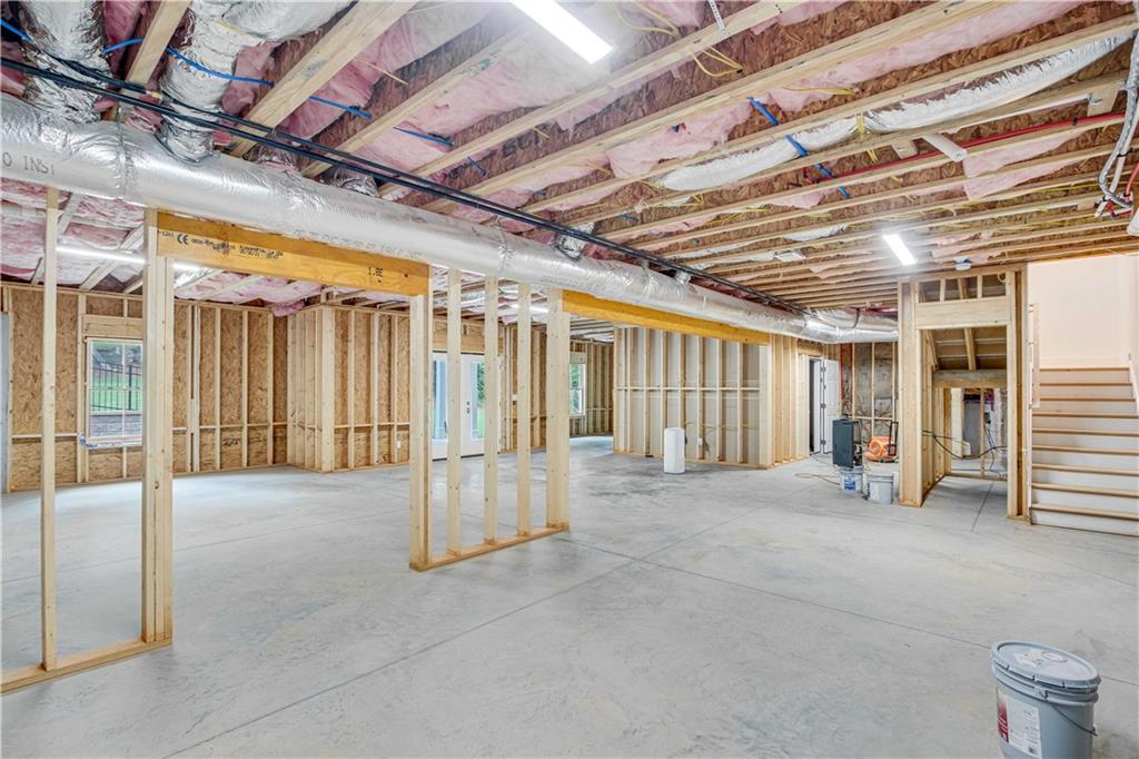 Longstreet Hills - Residential