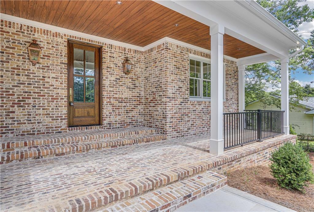 Longstreet Hills - Residential