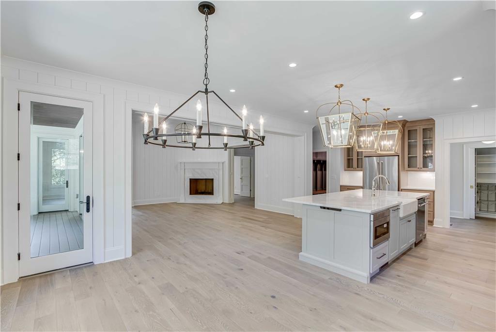Longstreet Hills - Residential