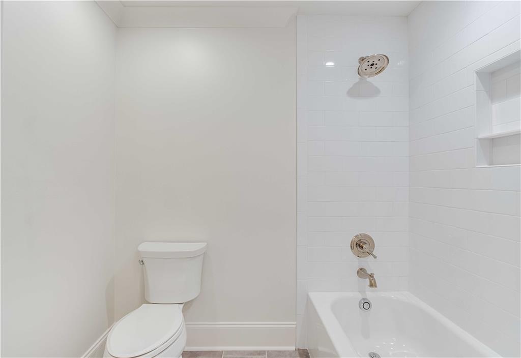 Longstreet Hills - Residential