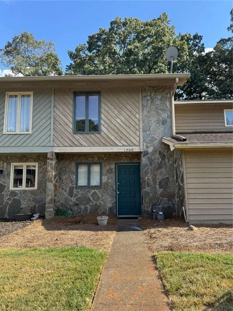 1700 WYNNDOWNE Trail 1700 Smyrna GA 30080