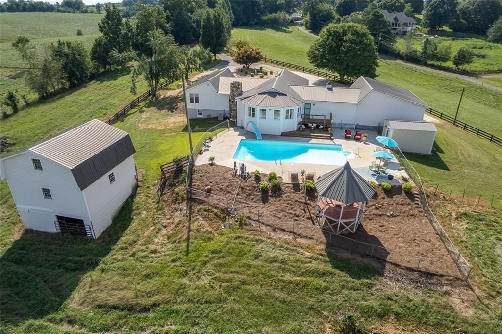 listing image 48