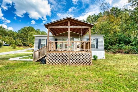 A home in Mccaysville