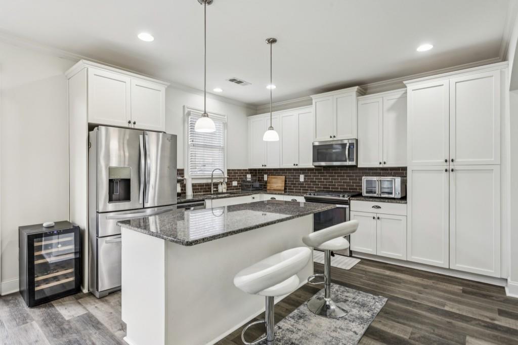 2118 Garrison Way NW