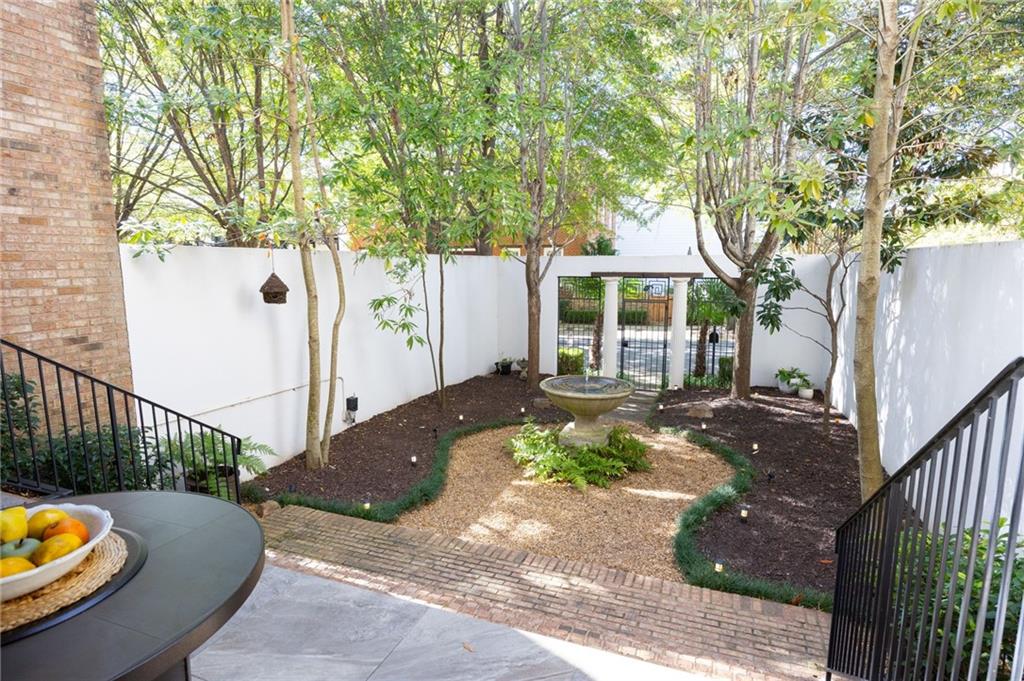 Woodstock Downtown - Residential