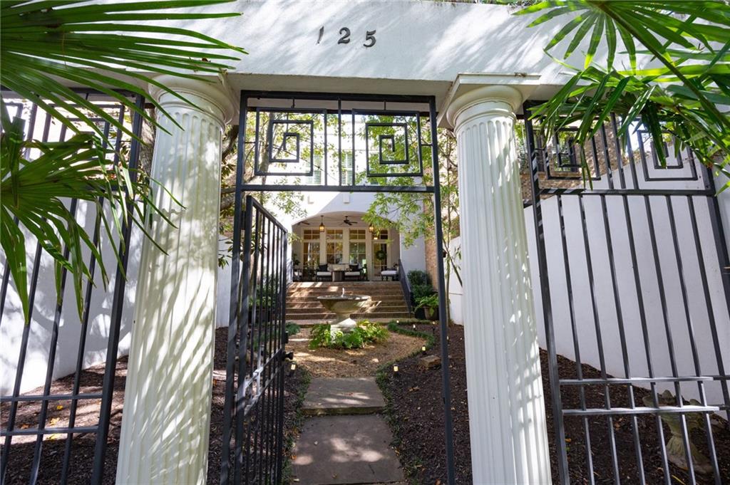 Woodstock Downtown - Residential