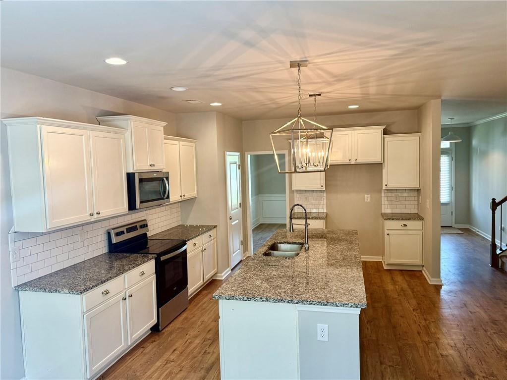 279 Greystone Court