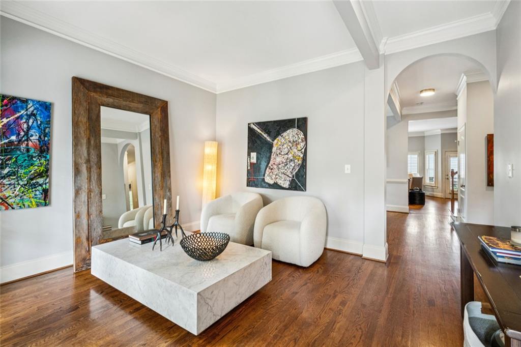 1038 Pine Grove Avenue NE