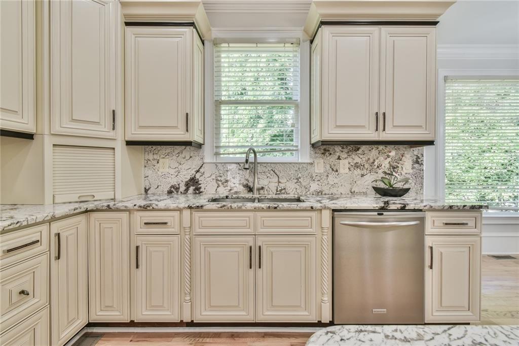 5121 Hope Court, Lilburn, Georgia image 25