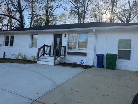 2899 Gresham Road Atlanta GA 30316