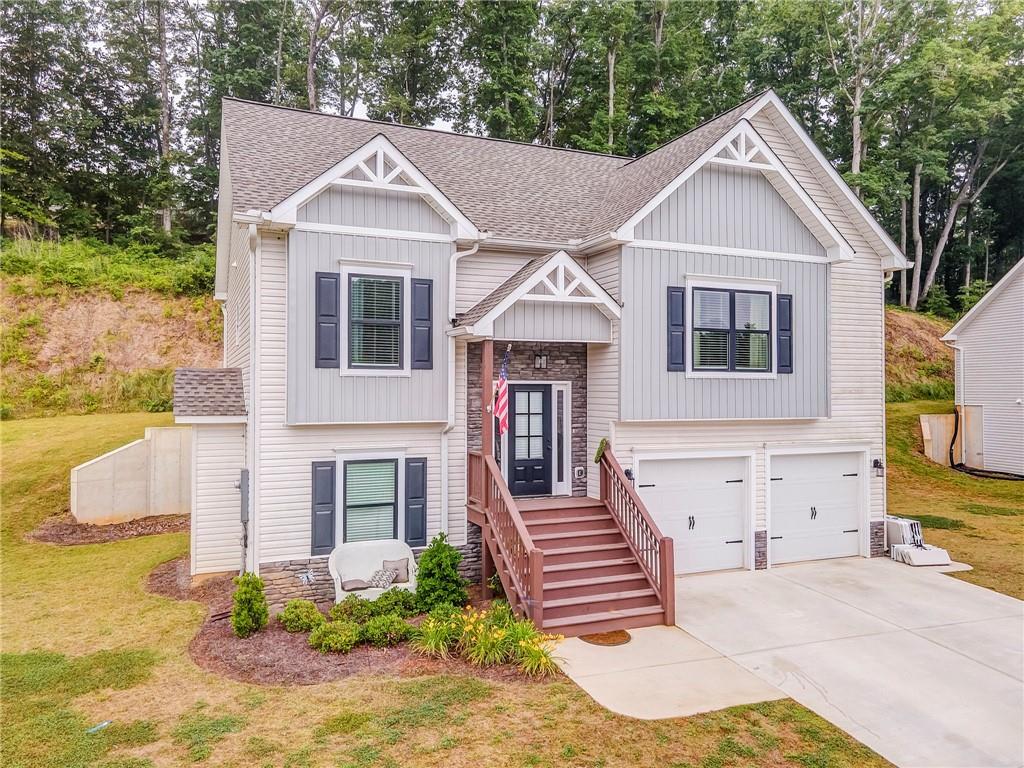 313 Arbor Circle