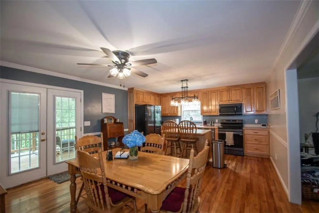 Social Circle, Georgia 30025, United States, 4 Bedrooms Bedrooms, ,3 BathroomsBathrooms,Residential,Active,144197