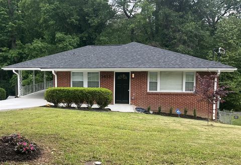 2833 Oldknow Drive NW Atlanta GA 30318