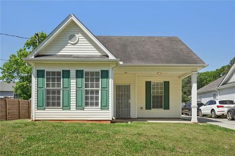 Homes For Rent - 2596 Bates Street<br/> Smyrna, GA 30080