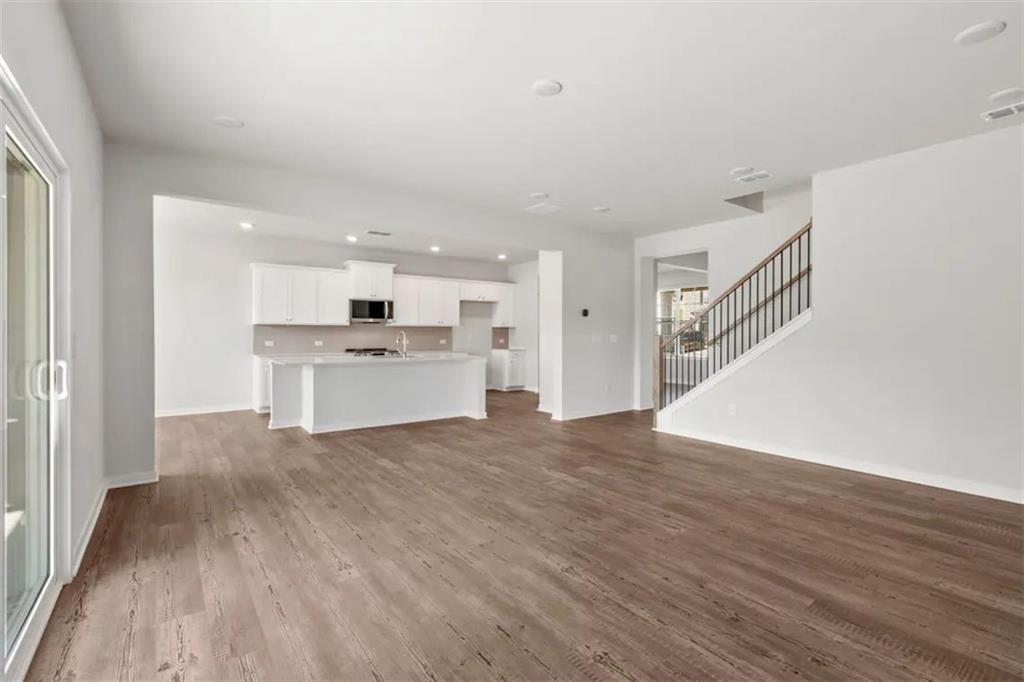 5598 Rosehall Place