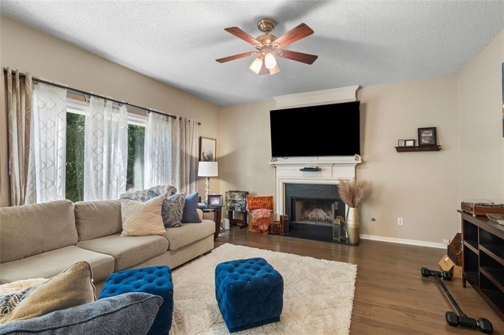 2555 Kingsbrooke Lane