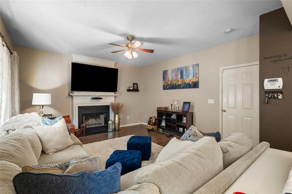2555 Kingsbrooke Lane