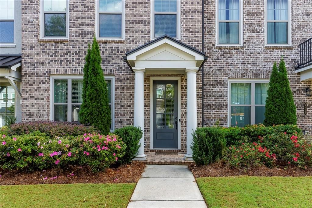 Photo of 20063 Windalier Way, Roswell, GA 30076 (MLS # 7729008)